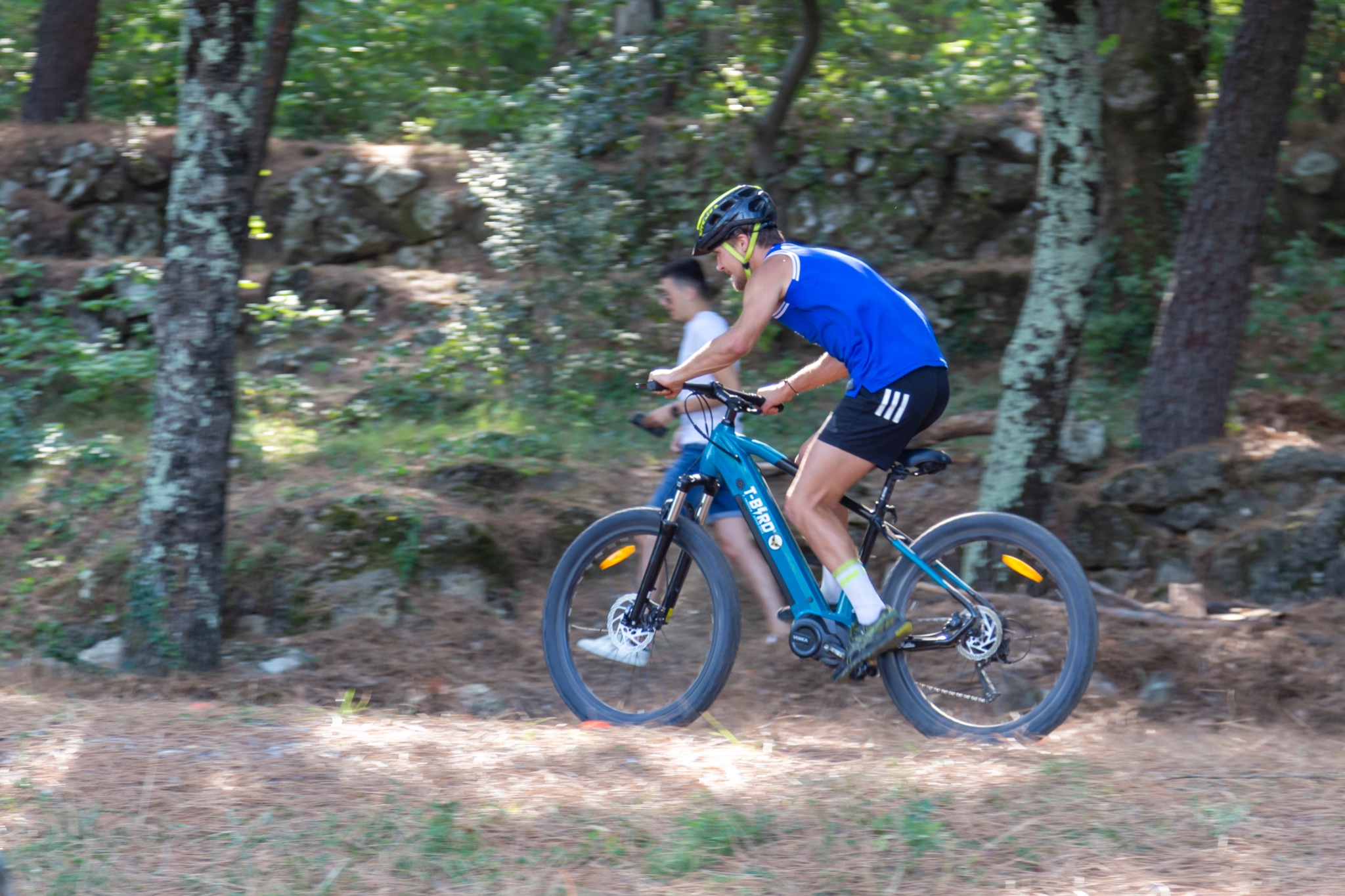 Équipe en relais au Bikathlon en Ardèche